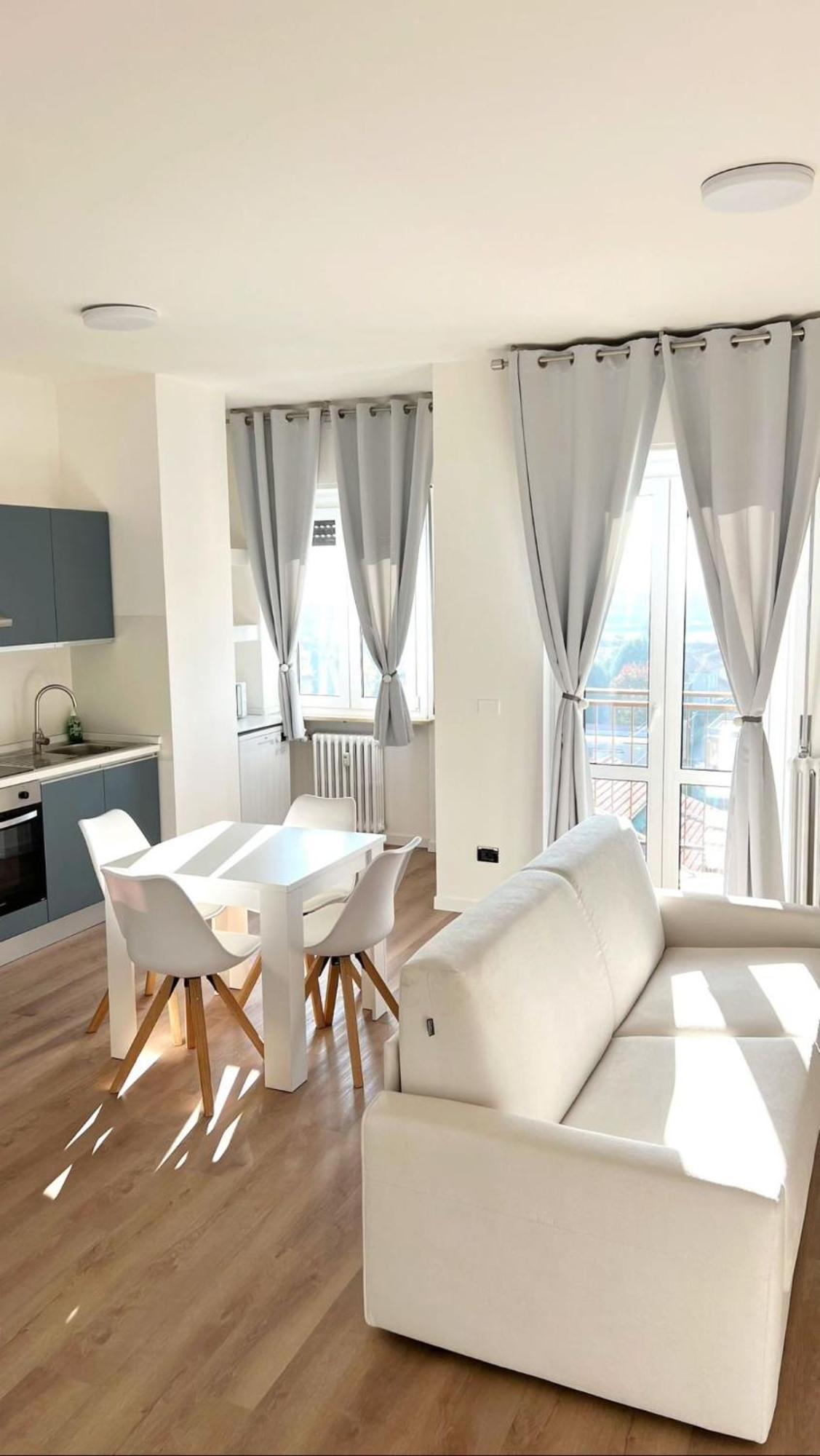 Sky Top Apartment Biella Gaglianico Bagian luar foto
